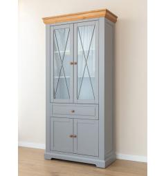 Grigio cenere e pino color rovere: contrasto raffinato e armonioso